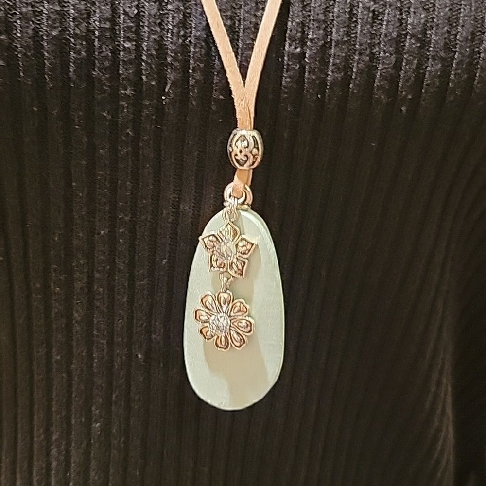Macys necklace NWT  
